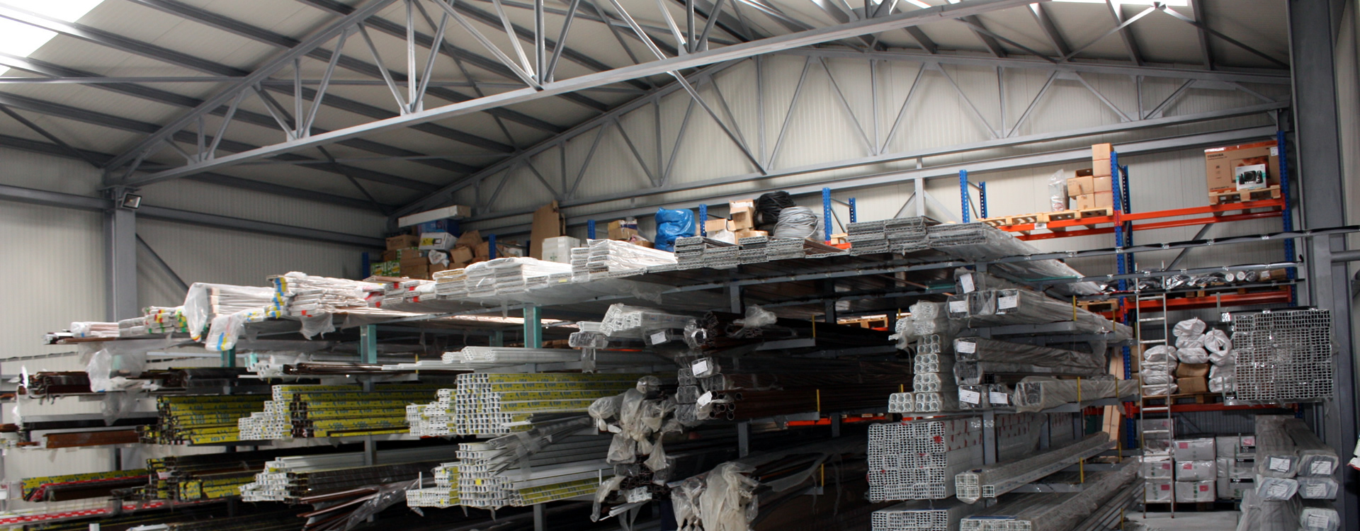 tâmplărie termopan din aluminiu si PVC